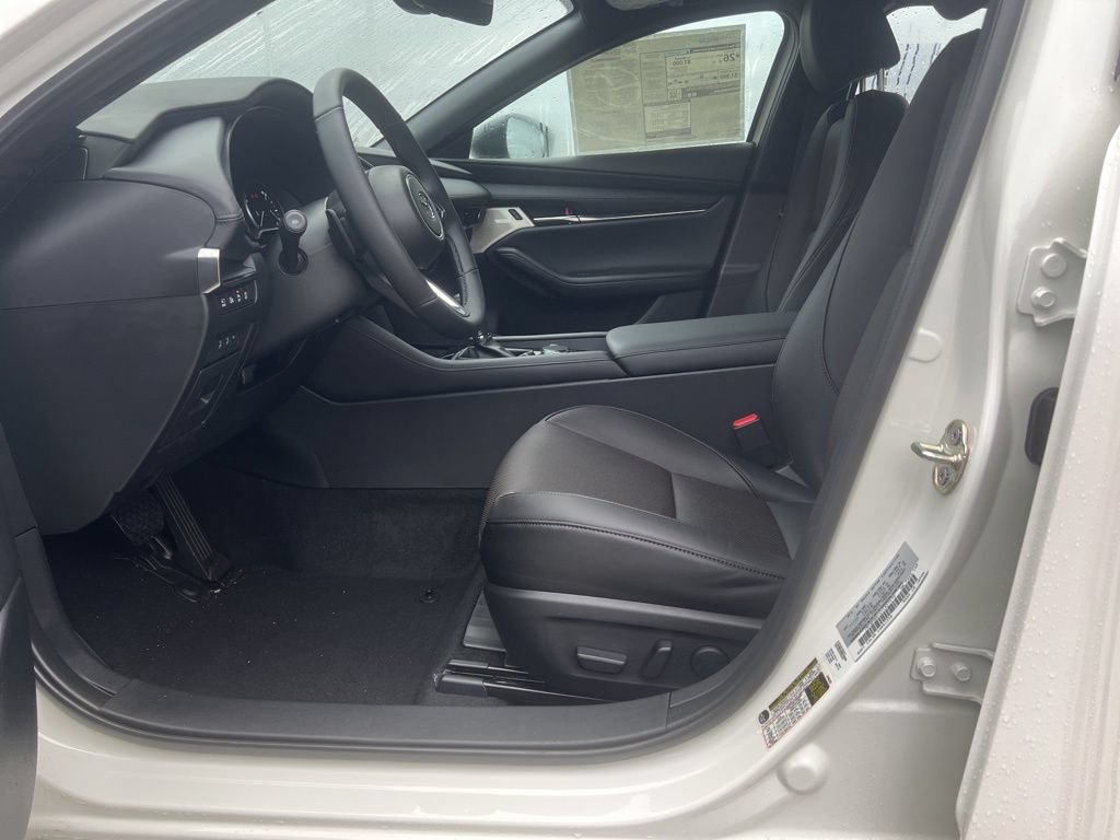 New 2026 MAZDA MAZDA3 Hatchback w/Premium Plus Pkg AWD/4WD image 12