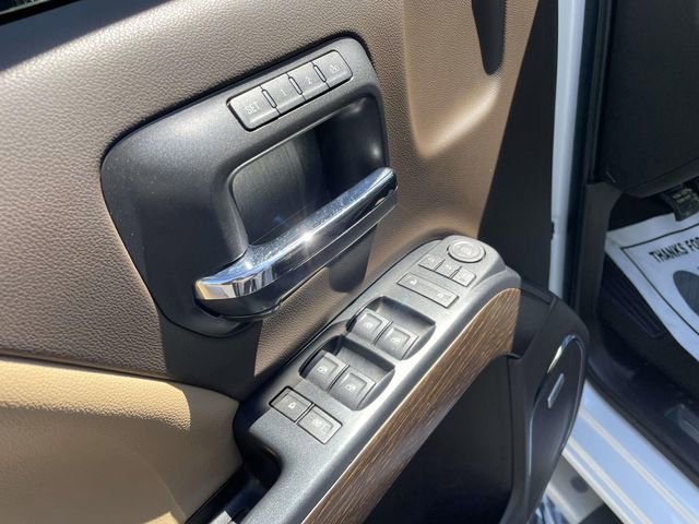 Used 2019 GMC Sierra 2500 Denali w/ Duramax Plus Package AWD/4WD image 14