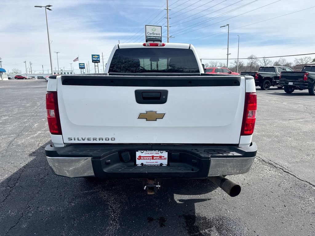 Used 2010 Chevrolet Silverado 2500 LT w/ Interior Plus Package AWD/4WD image 21