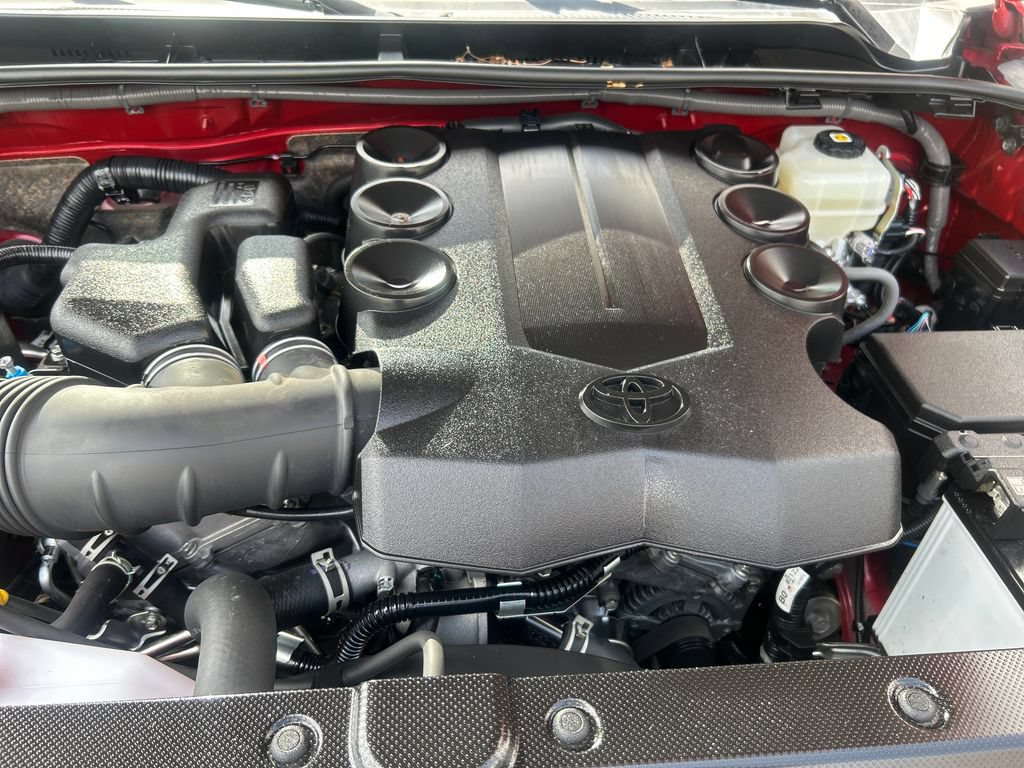 Certified 2021 Toyota 4Runner SR5 AWD/4WD image 23