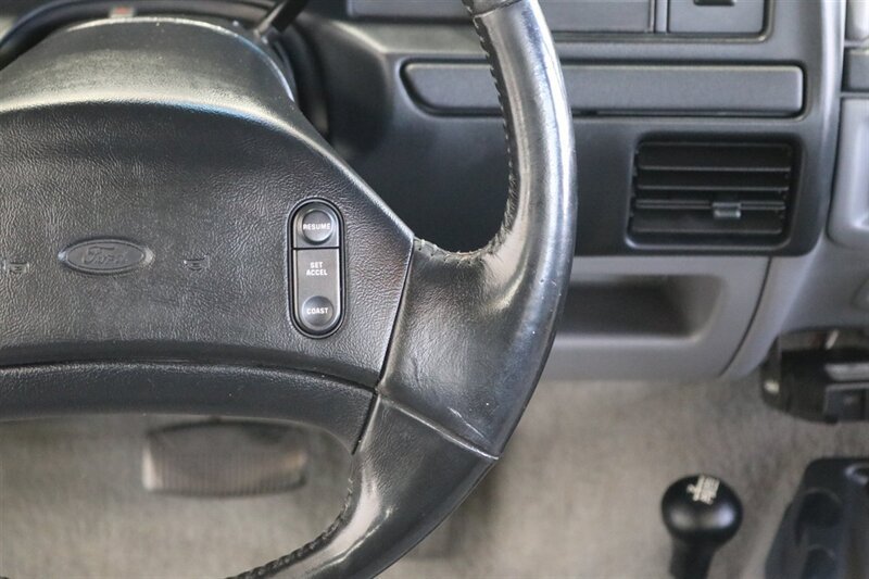 Used 1996 Ford F250 4x4 Regular Cab image 84