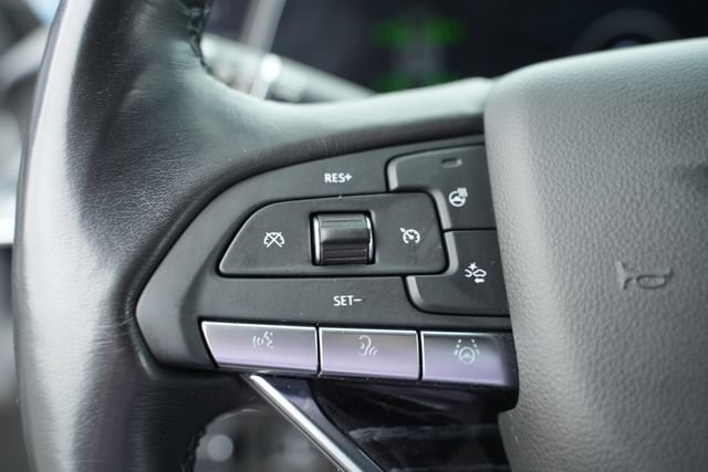 Used 2022 Cadillac Escalade ESV Sport w/ Touring Package AWD/4WD image 36