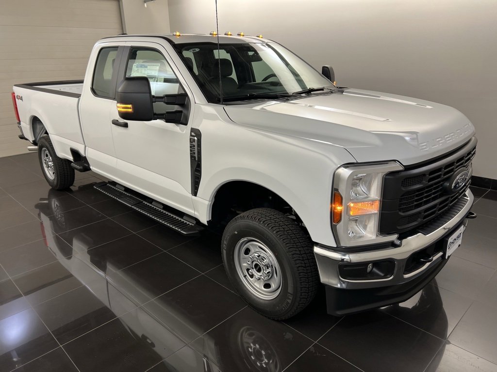 New 2026 Ford F250 XL w/ XL Chrome Package image 1
