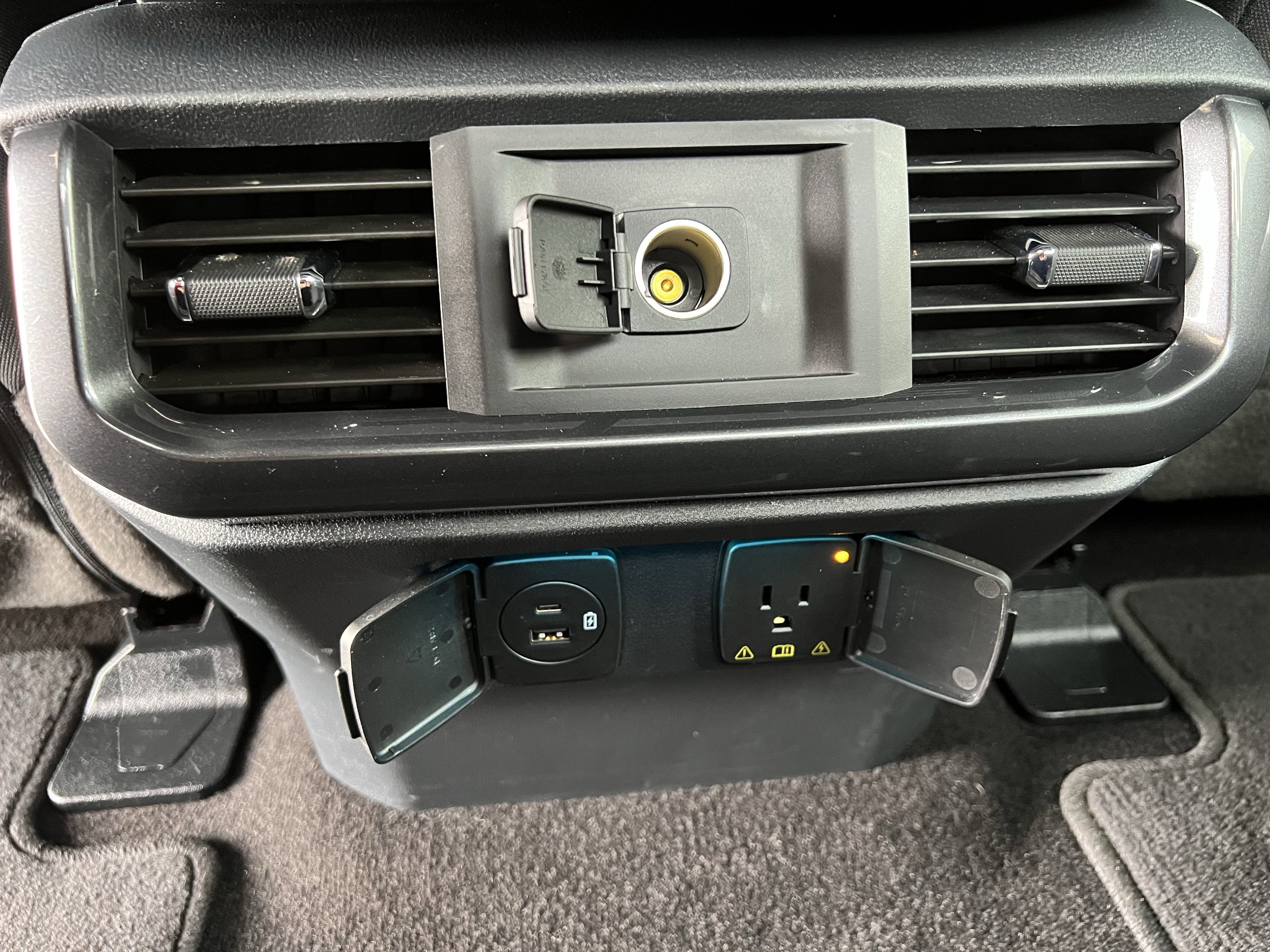 Used 2022 Ford F150 XLT w/ Equipment Group 302A High image 56