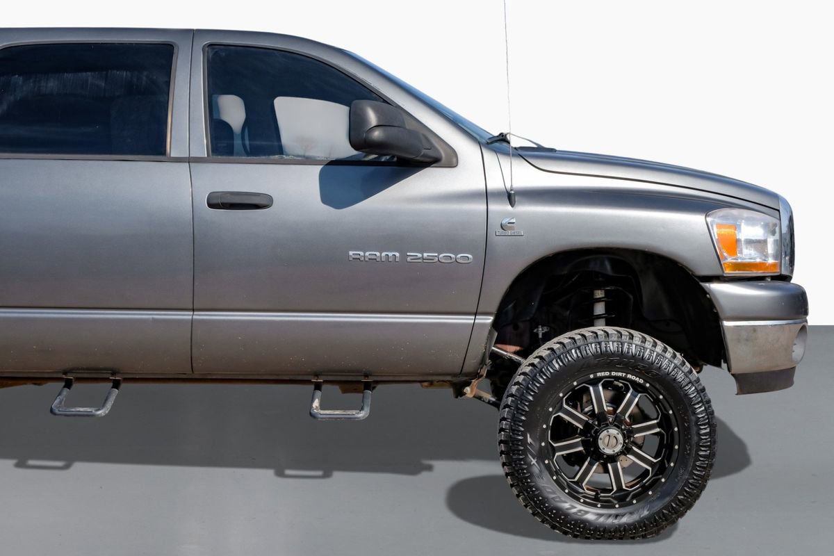 Used 2006 Dodge Ram 2500 Truck SLT image 7