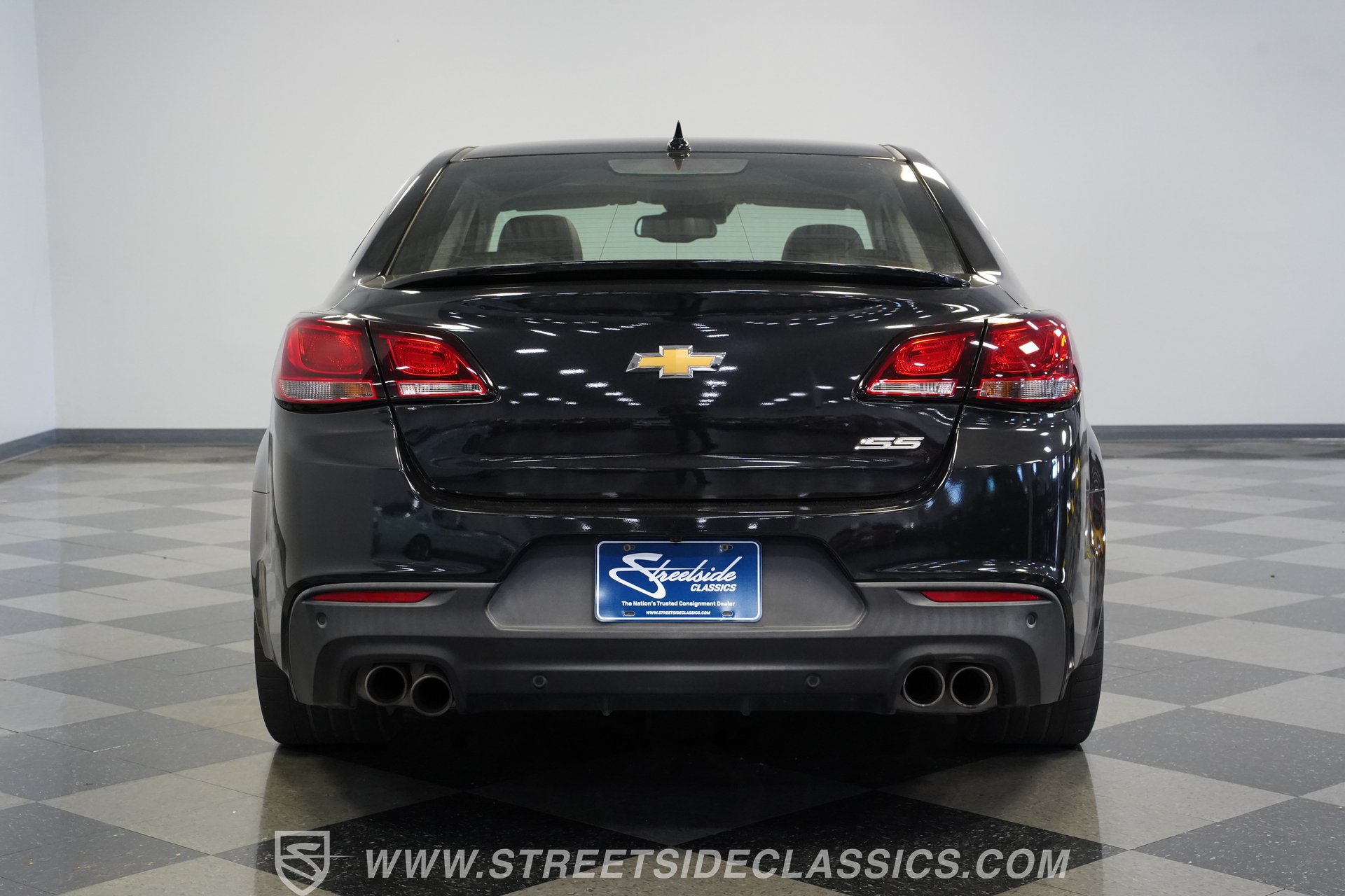 Used 2014 Chevrolet SS RWD image 11