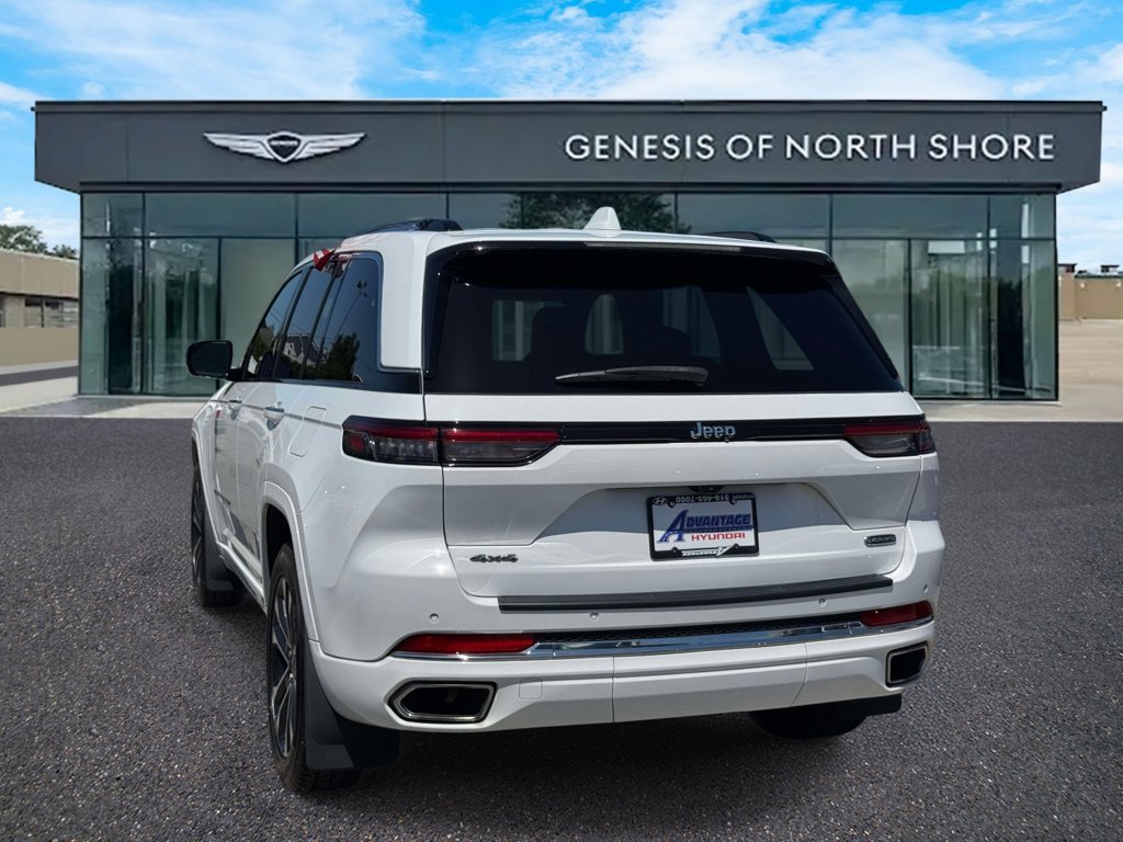 Used 2022 Jeep Grand Cherokee Overland AWD/4WD image 7