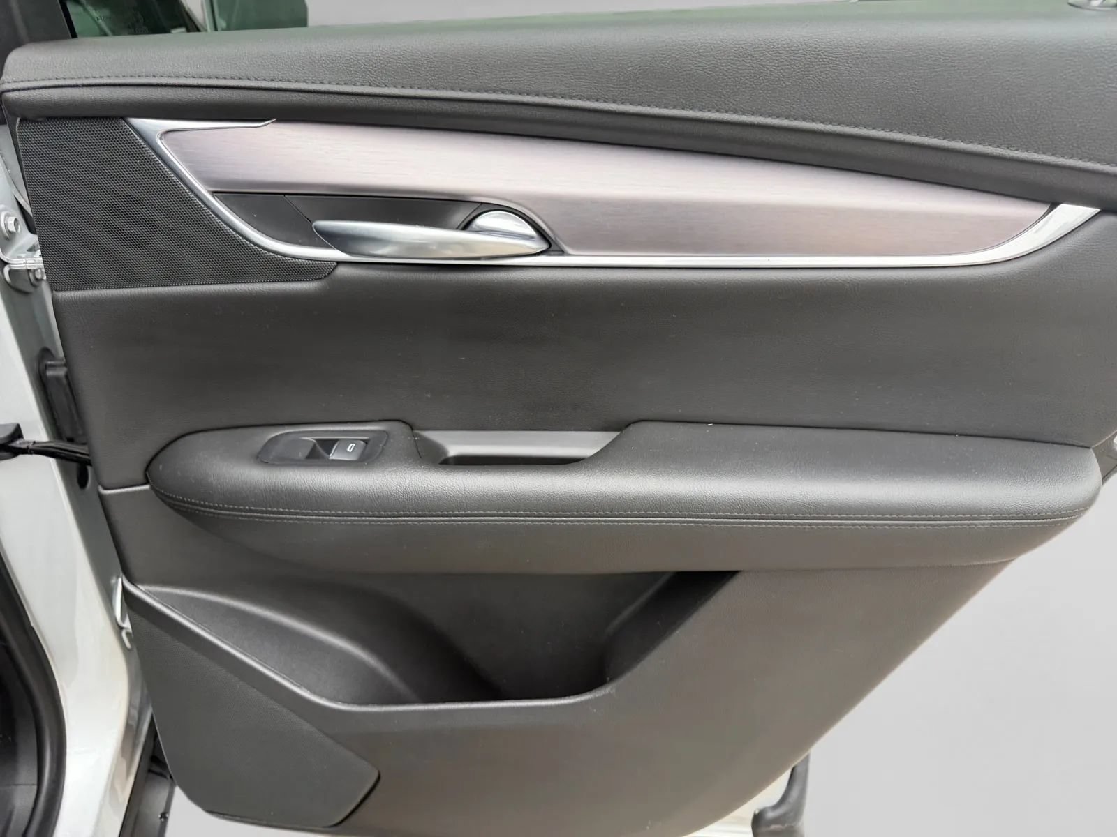 Used 2019 Cadillac XT5 Premium Luxury FWD image 28