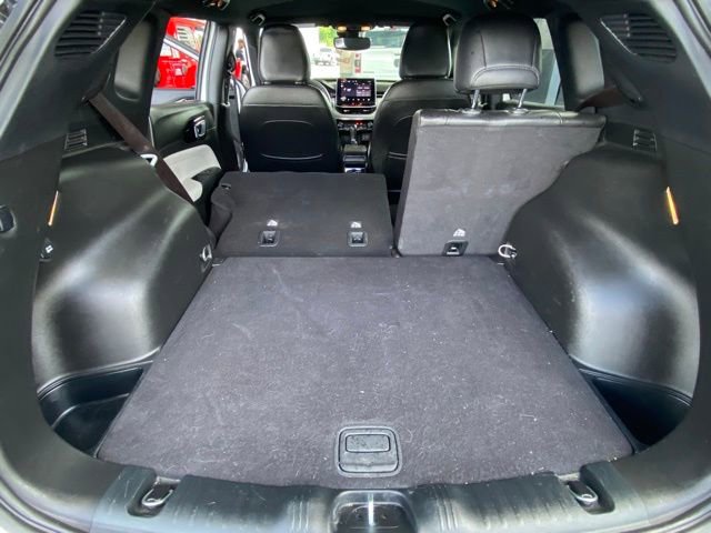 Used 2023 Jeep Compass Limited image 24