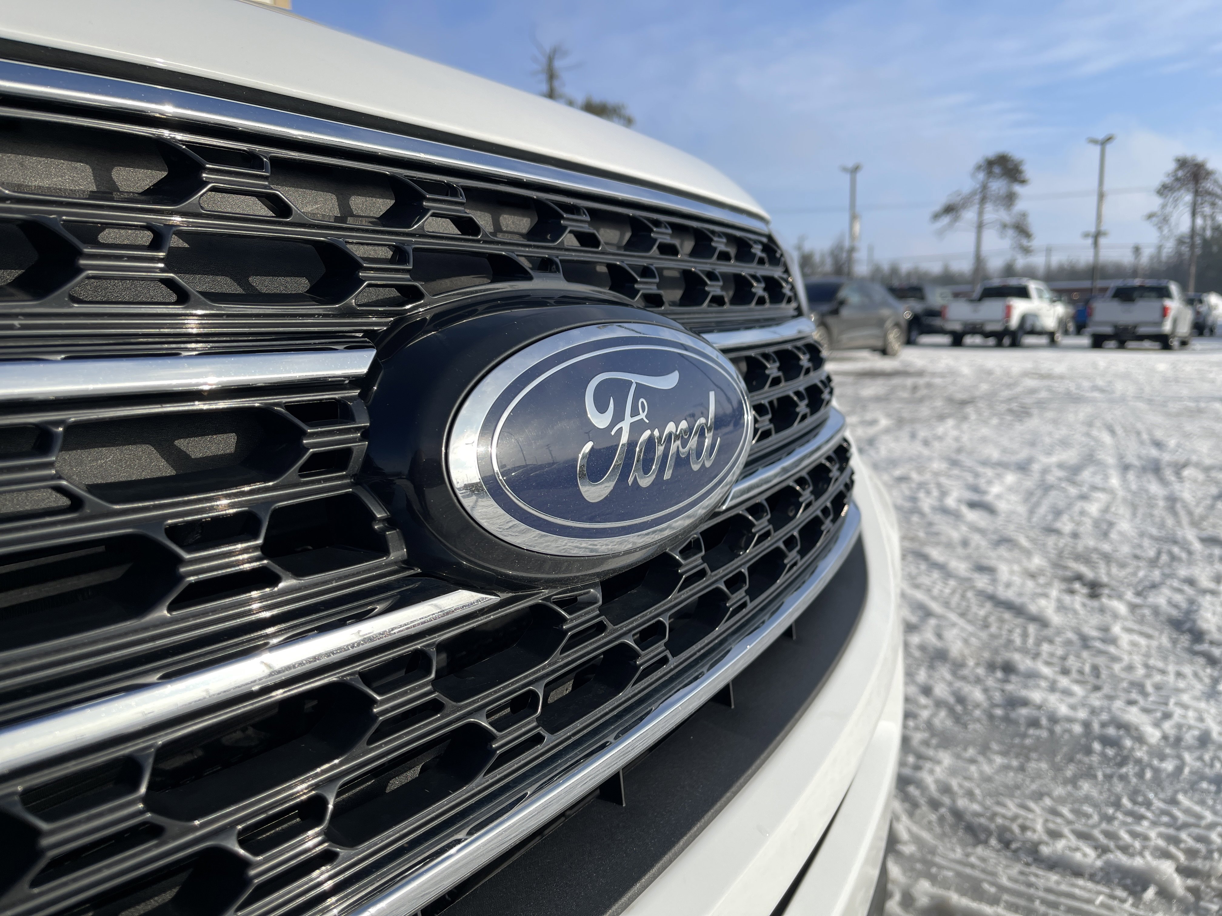 Certified 2022 Ford Explorer XLT image 25