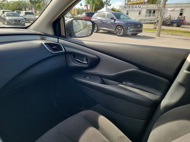Certified 2019 Nissan Murano S w/ Cargo Package FWD image 18