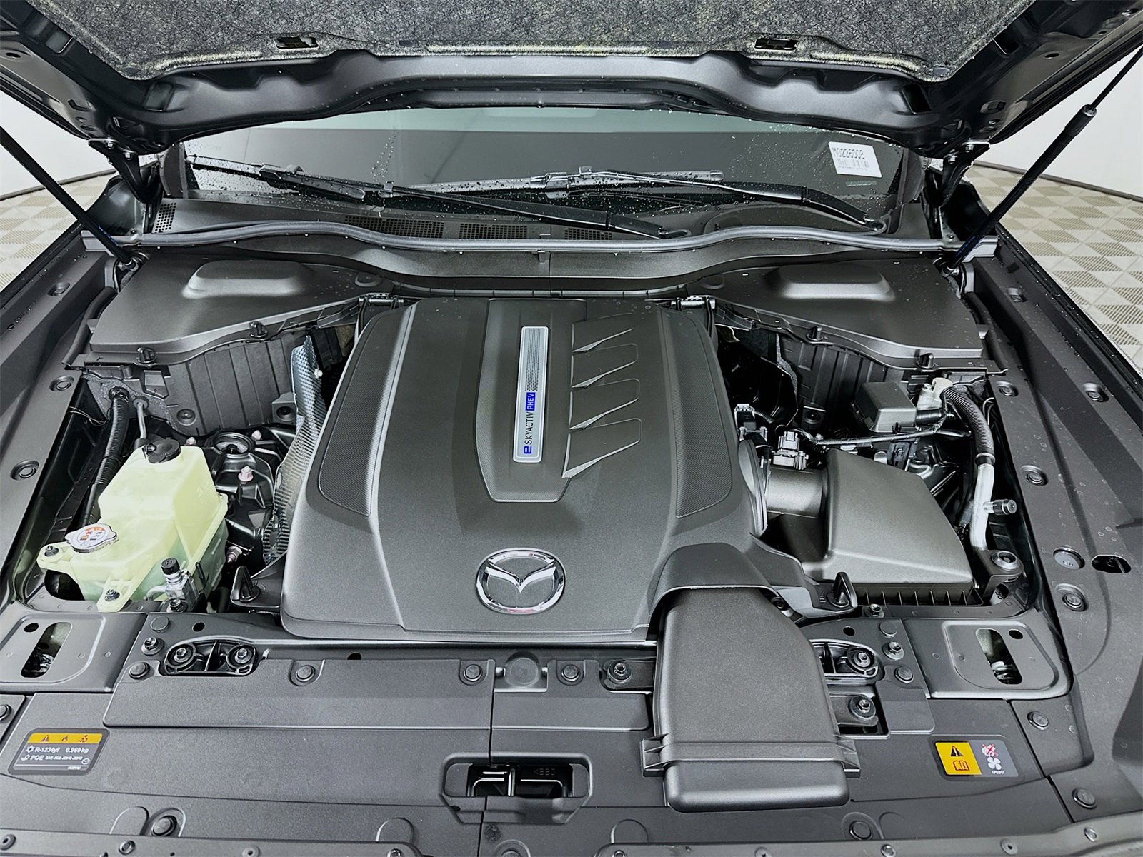 New 2026 MAZDA CX-90 Plug-In Hybrid w/ Preferred image 31