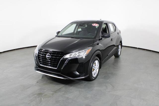 Certified 2022 Nissan Kicks S FWD image 2