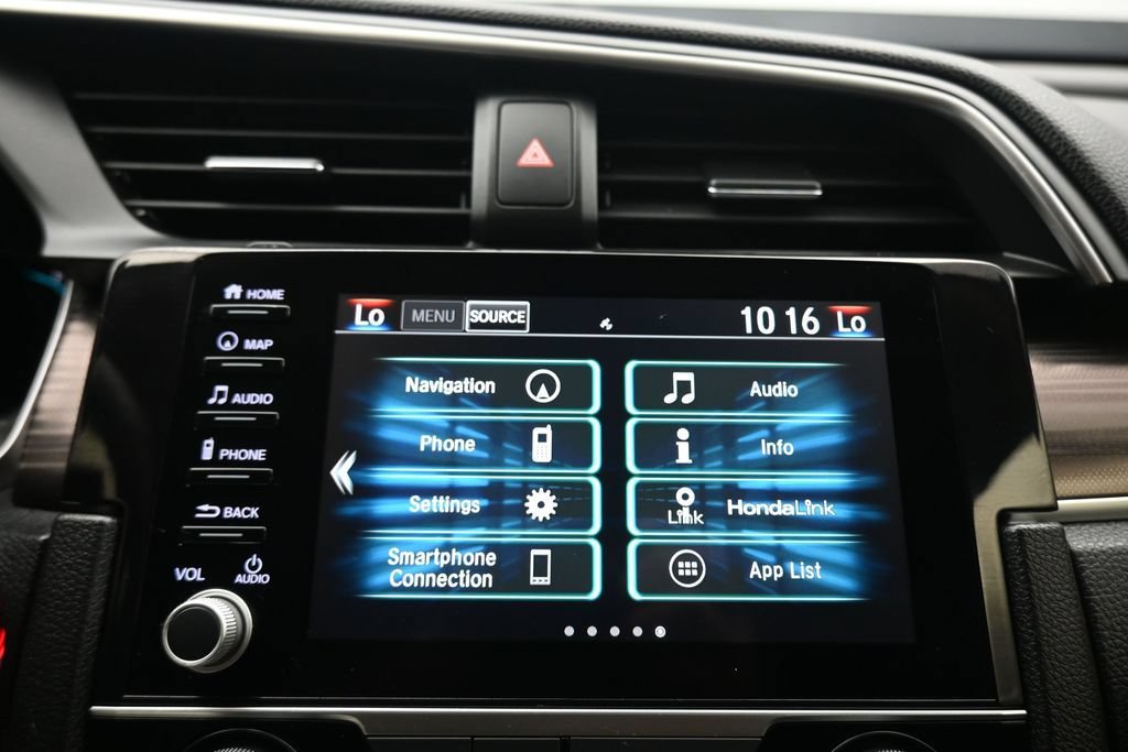 Used 2019 Honda Civic Touring image 17