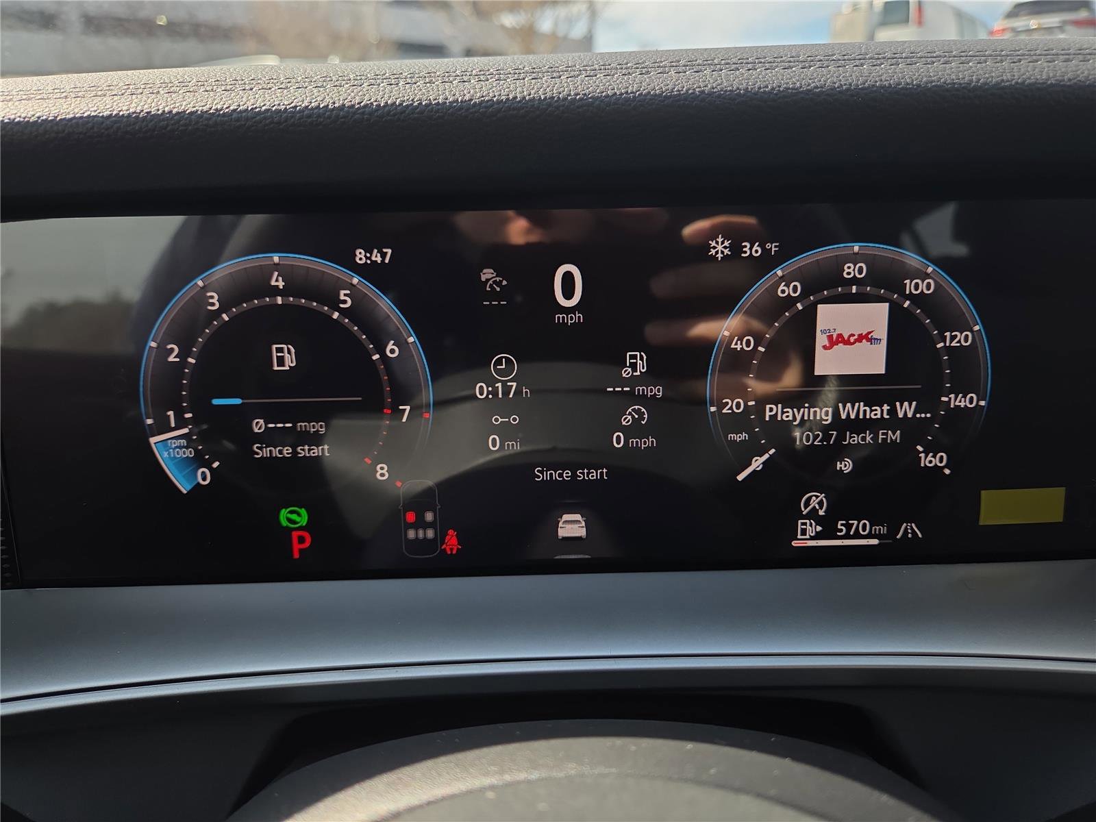 New 2026 Volkswagen Tiguan SE image 17