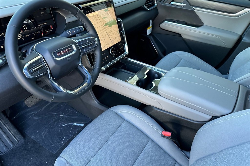 New 2025 GMC Acadia Elevation image 8