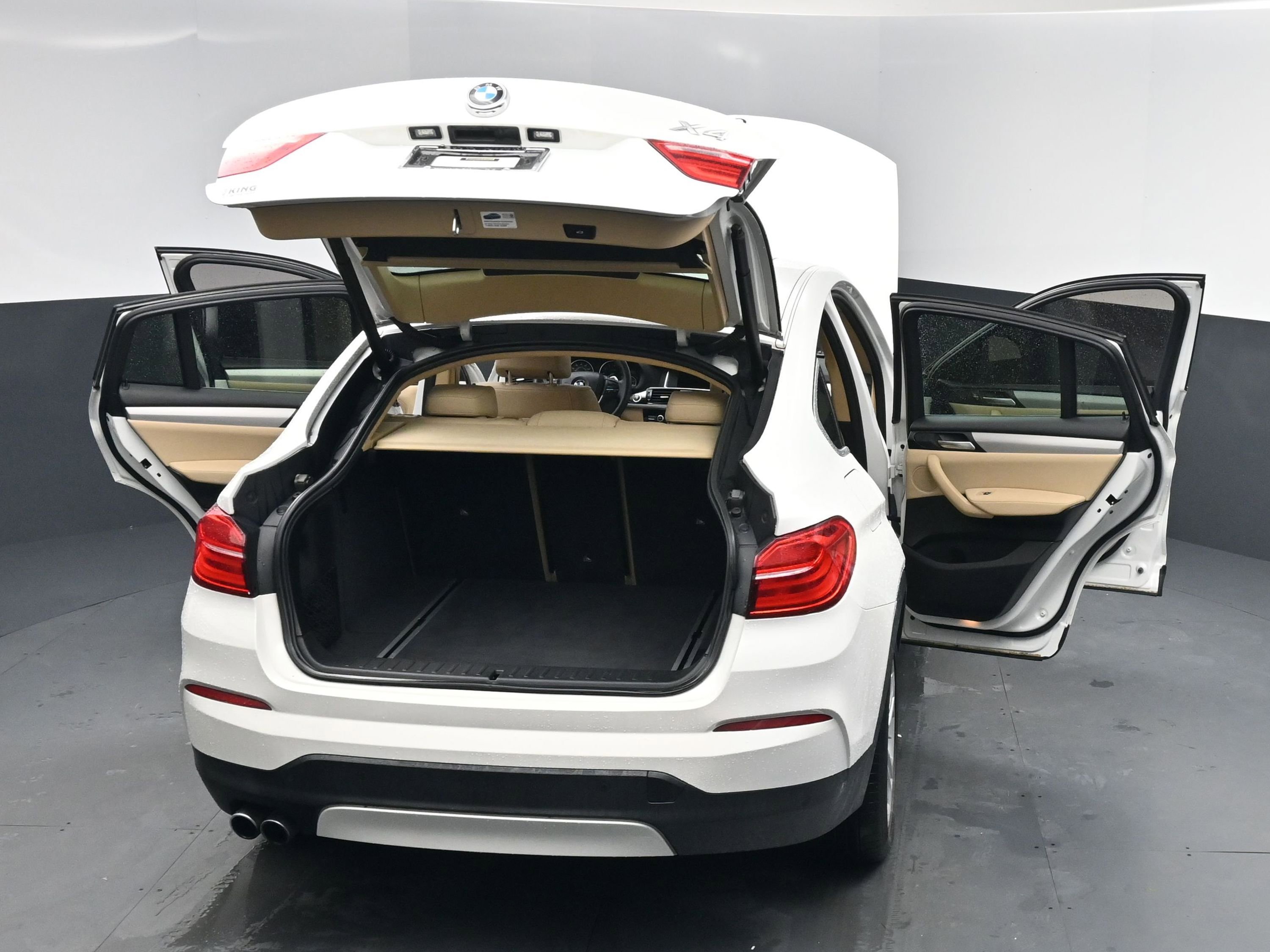 Used 2017 BMW X4 xDrive28i image 16