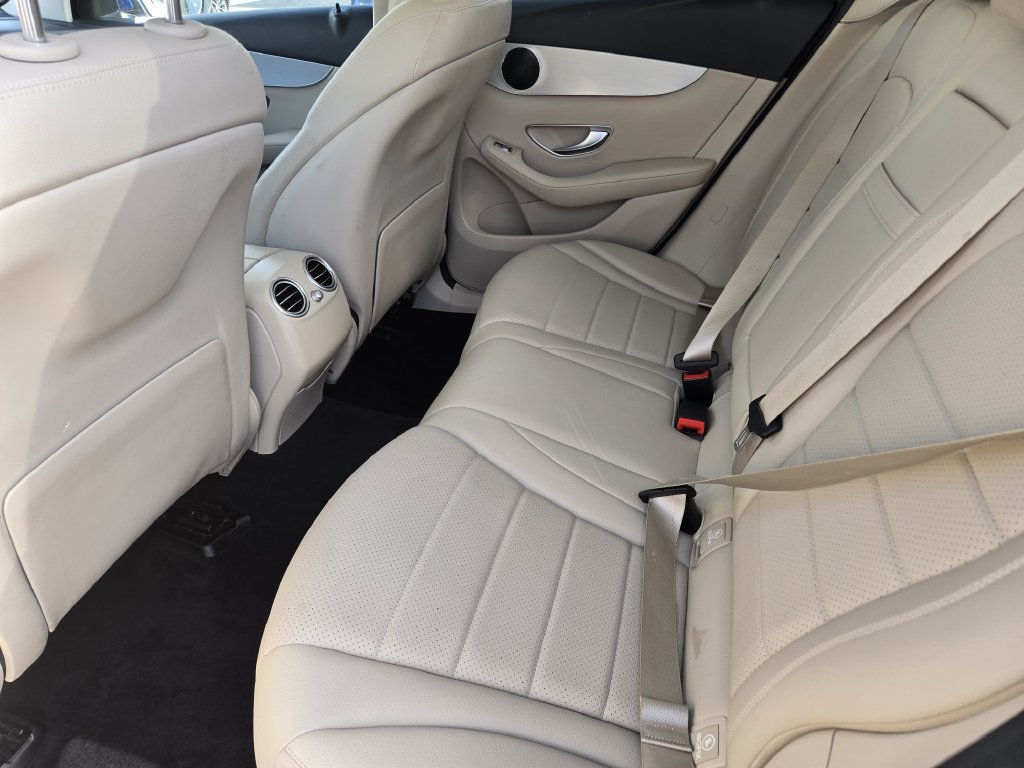 Used 2022 Mercedes-Benz GLC 300 image 28