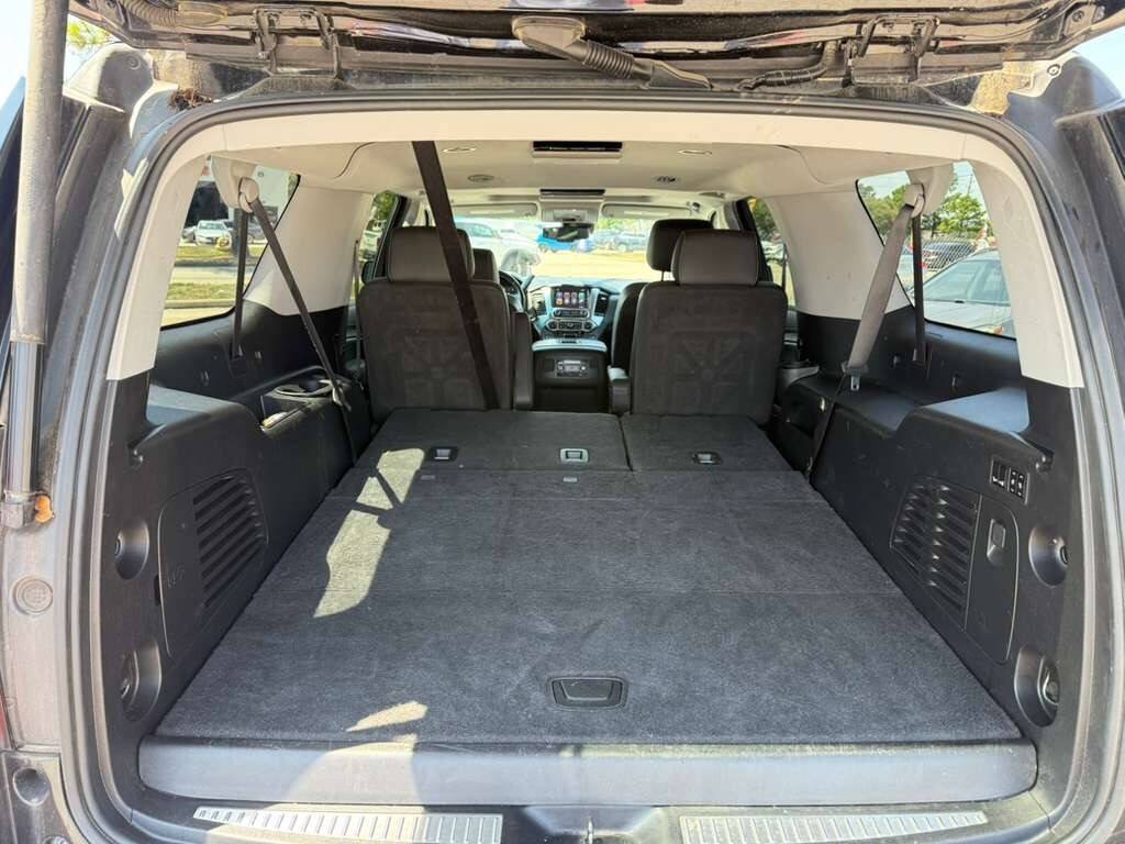 Used 2019 Chevrolet Suburban Premier RWD image 21