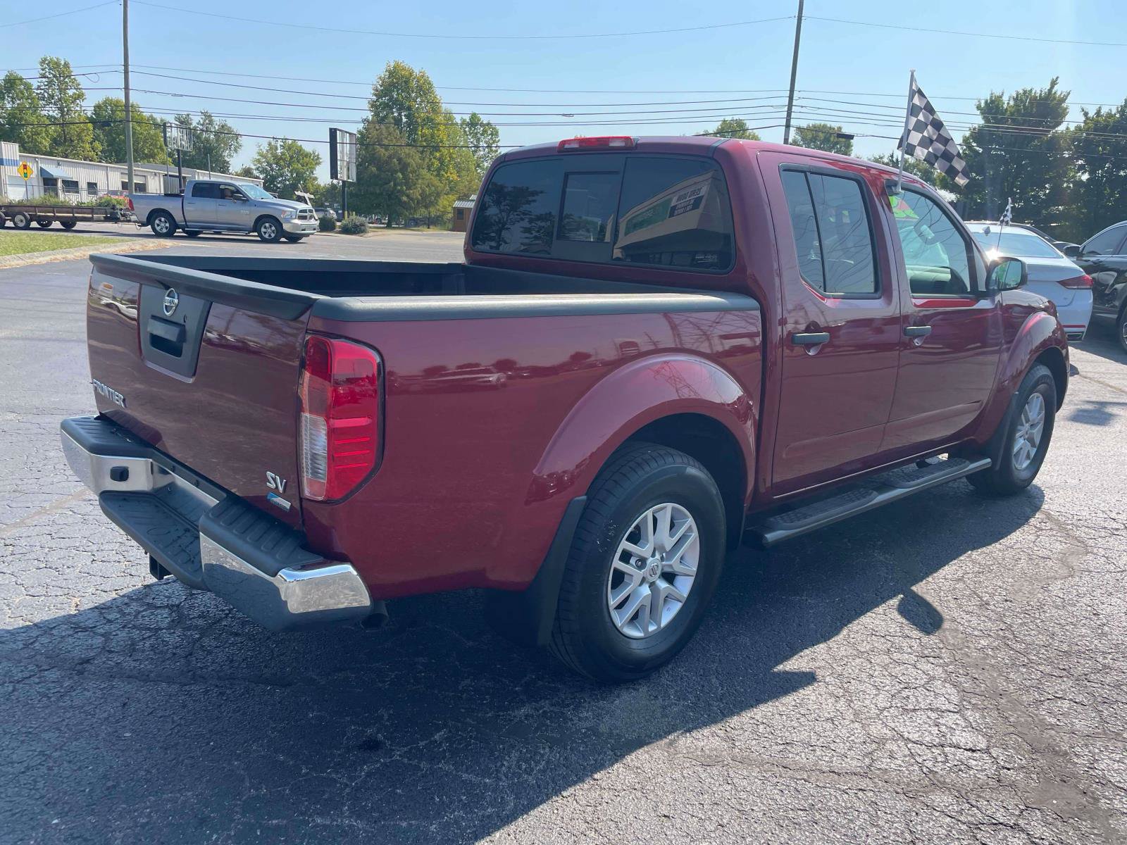 Used 2019 Nissan Frontier SV RWD image 9