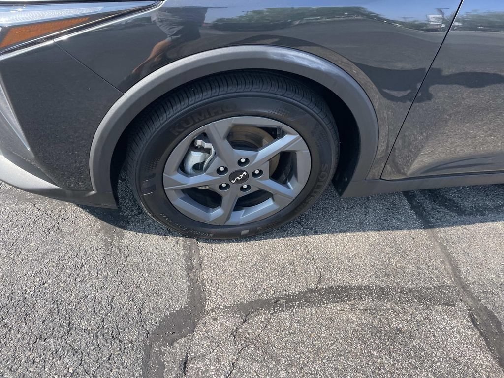 Used 2025 Kia K4 FWD image 11