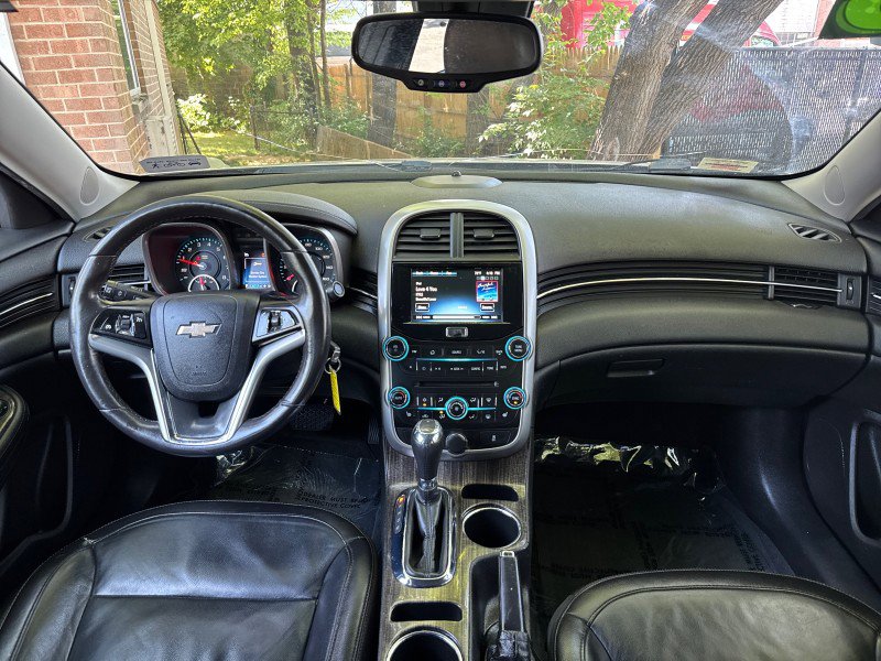 Used 2016 Chevrolet Malibu LTZ FWD image 18