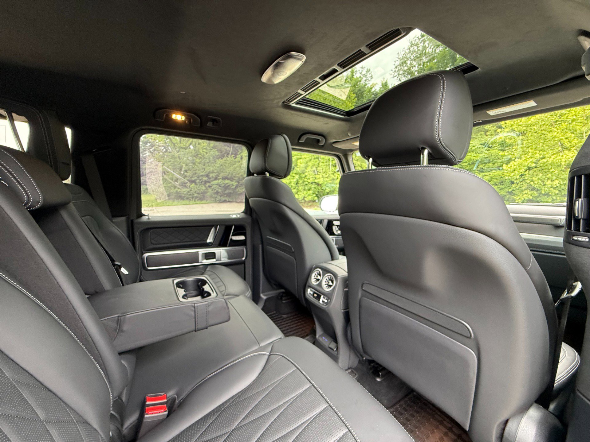 Used 2025 Mercedes-Benz G 63 AMG 4MATIC image 33