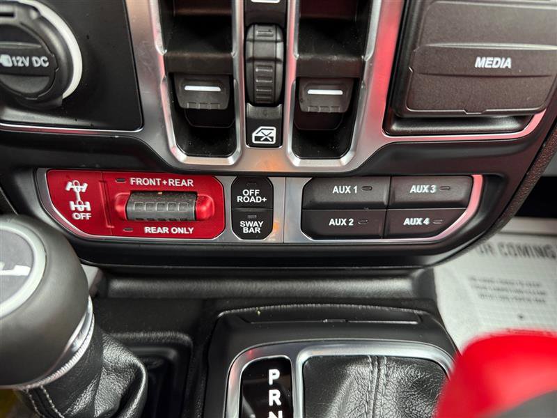 Used 2024 Jeep Wrangler Unlimited Rubicon 392 w/ Dual Top Group image 27