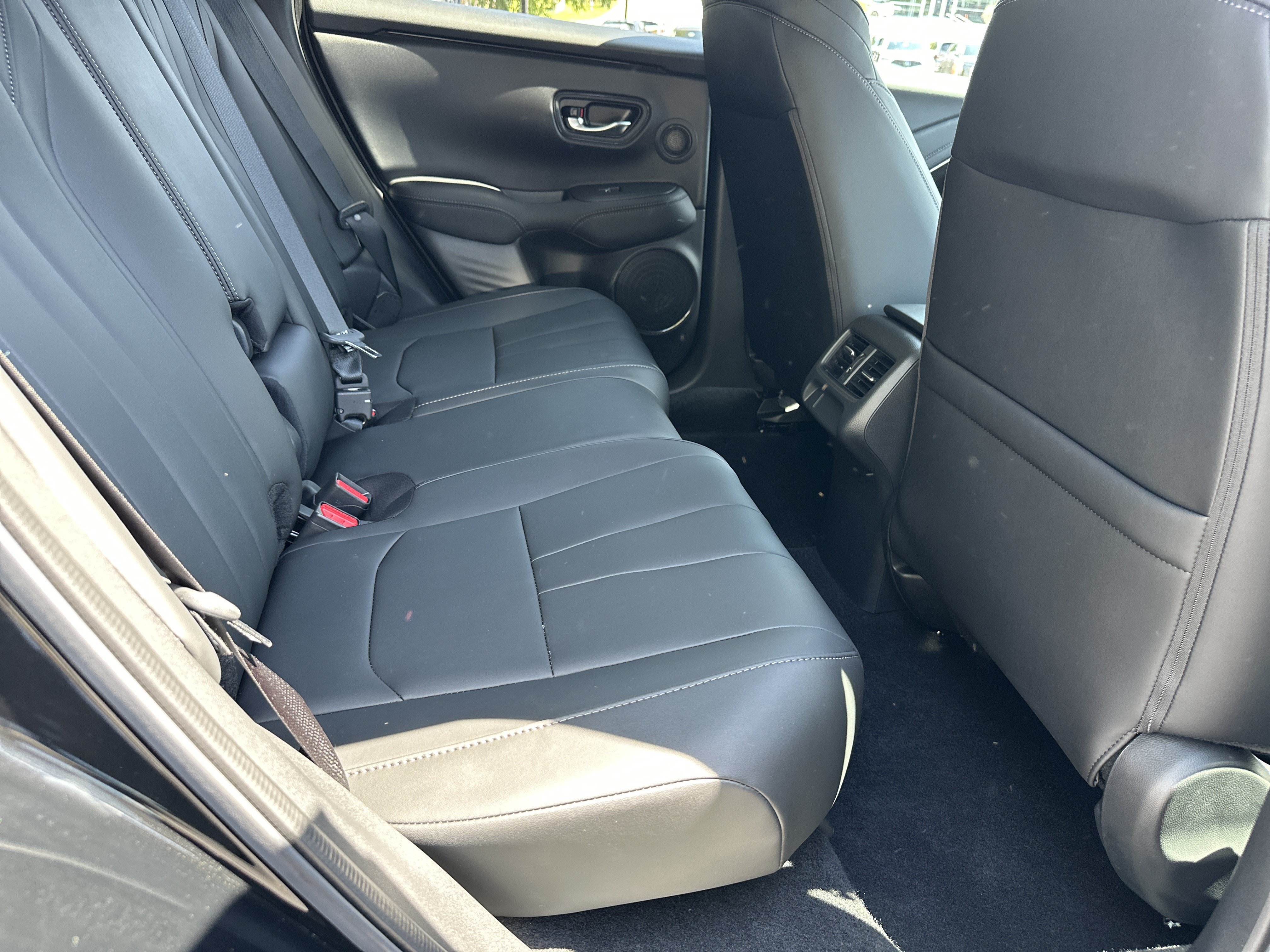 Certified 2025 Acura ADX FWD image 17