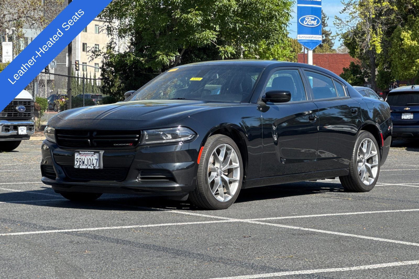 Used 2022 Dodge Charger SXT w/ Plus Group image 8