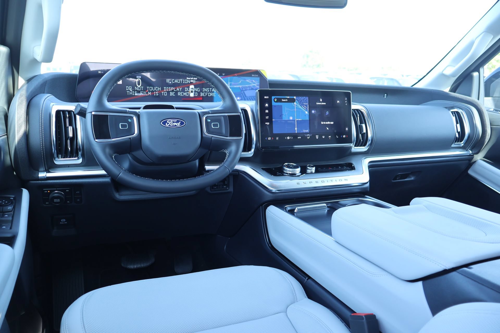 New 2027 Ford Expedition Platinum w/ Platinum Ultimate Package AWD/4WD image 2