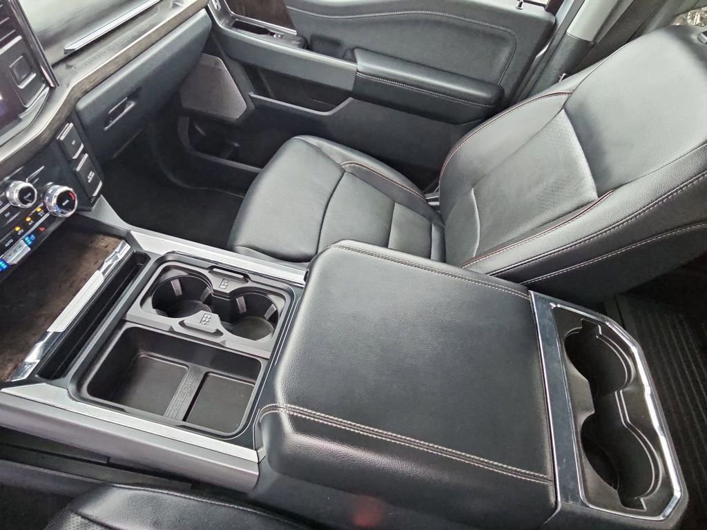 Used 2023 Ford F350 Lariat image 17