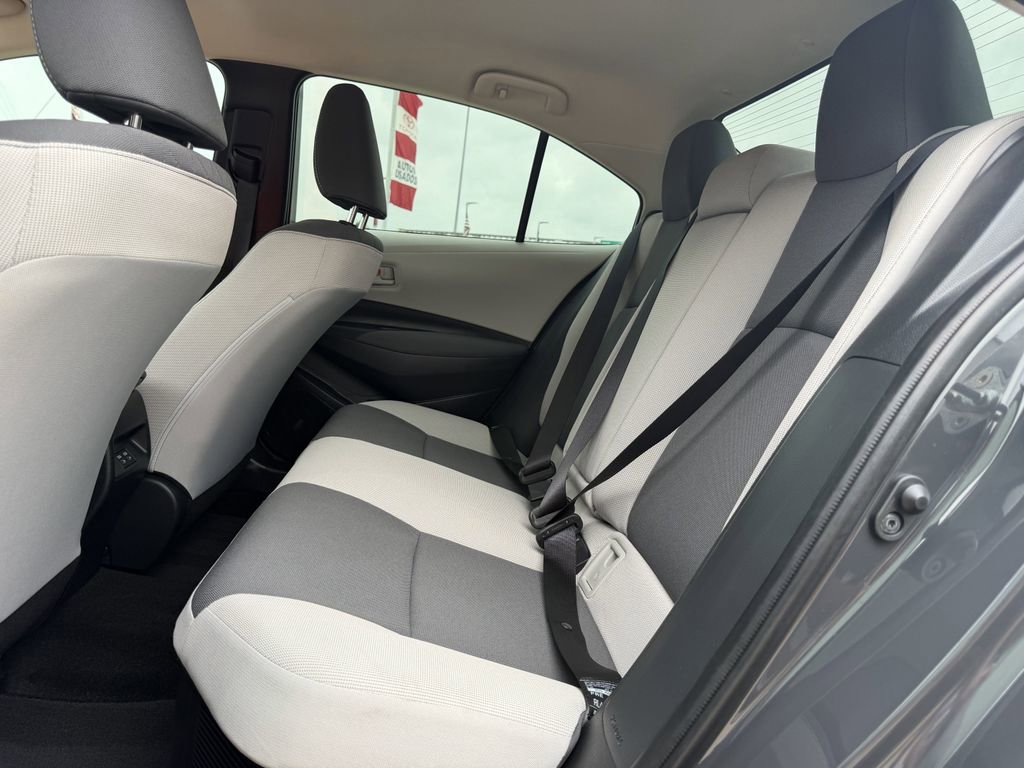 Used 2024 Toyota Corolla LE FWD image 27