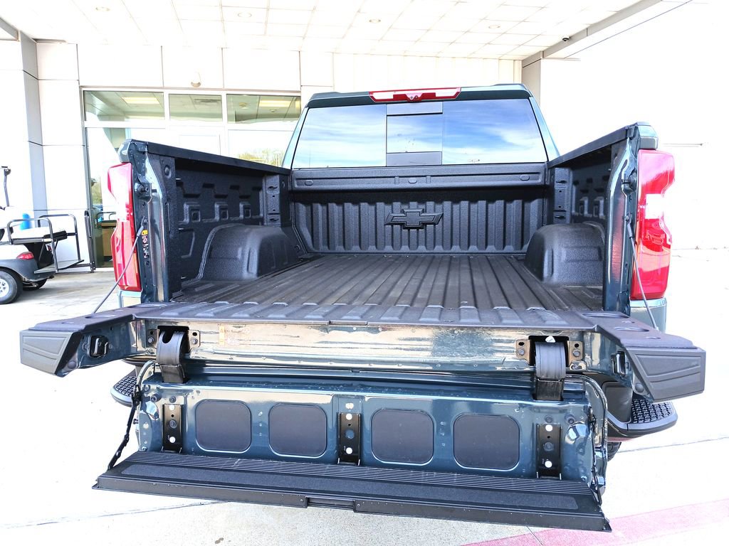Used 2026 Chevrolet Silverado 1500 ZR2 image 27