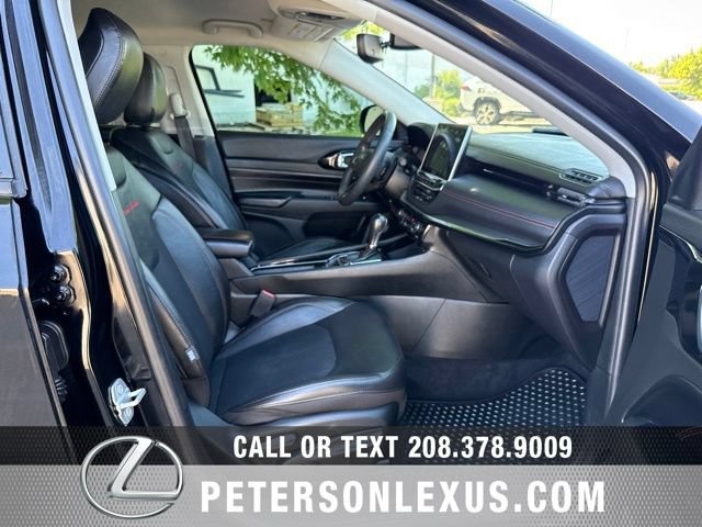 Used 2022 Jeep Compass Trailhawk AWD/4WD image 13