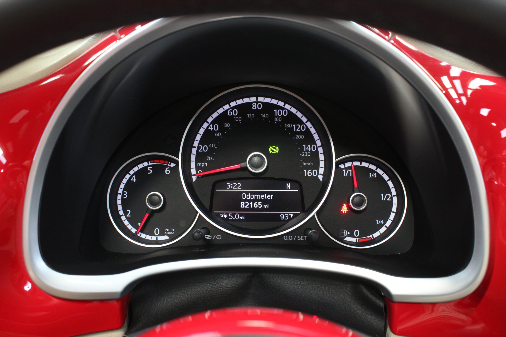 Used 2014 Volkswagen Beetle TDI FWD image 61