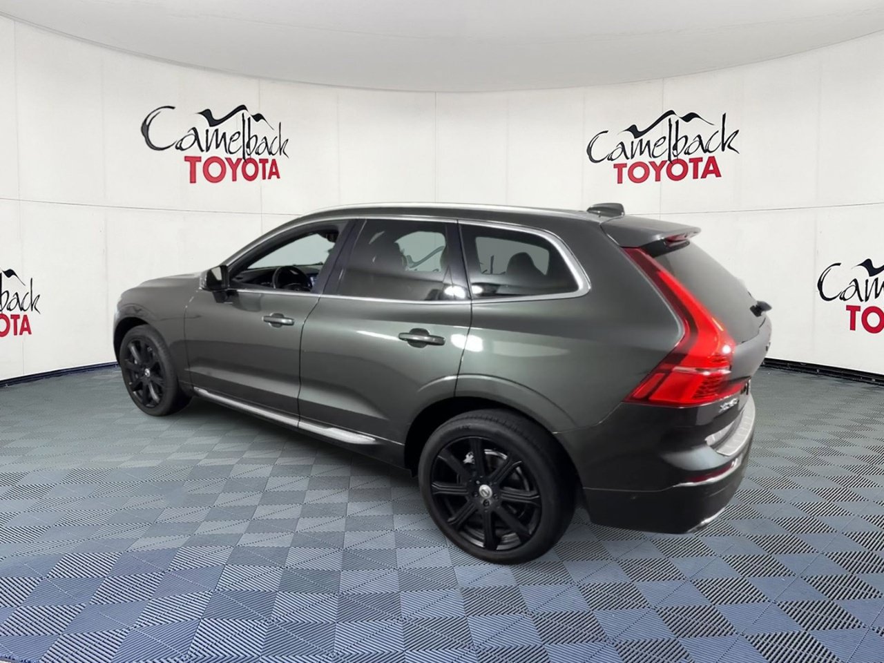 Used 2018 Volvo XC60 T6 Inscription w/ Luxury Seat Package AWD/4WD image 9