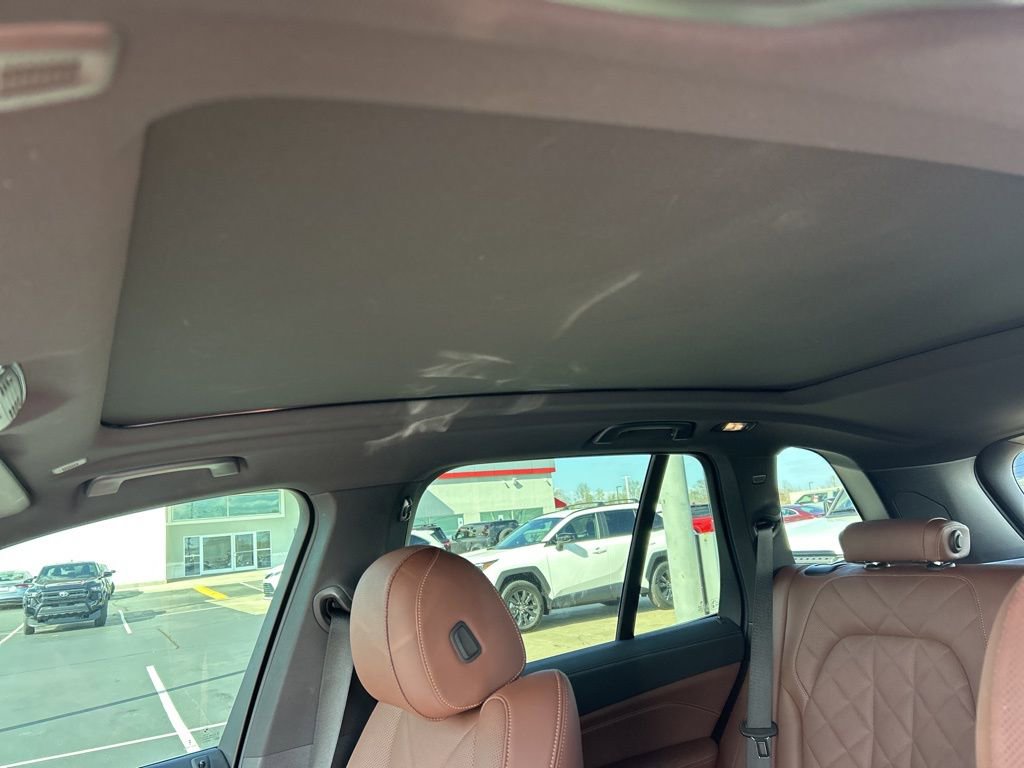 Used 2024 BMW X5 sDrive40i w/ M Sport Package image 5