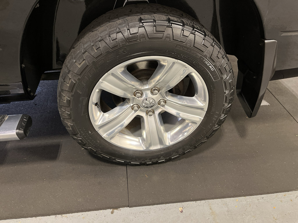 Used 2015 RAM 1500 Sport w/ Convenience Group AWD/4WD image 27