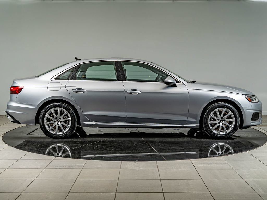 Used 2022 Audi A4 2.0T Premium w/ Convenience Package AWD/4WD image 4