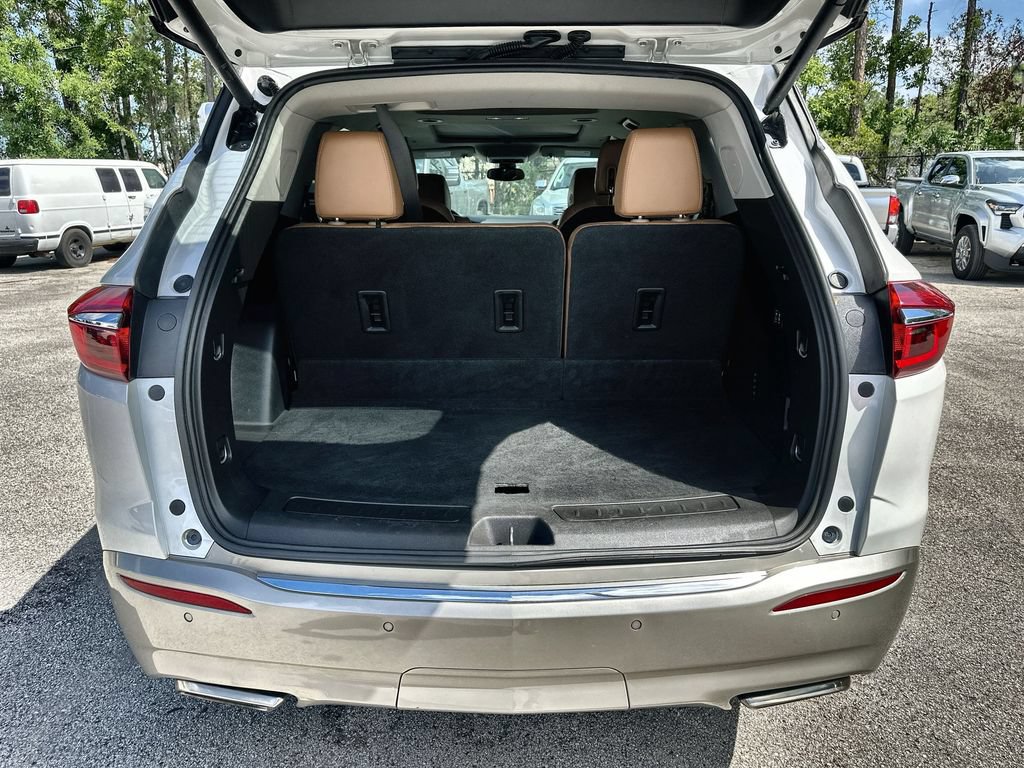 Certified 2018 Buick Enclave Premium w/ Experience Buick Package FWD image 26