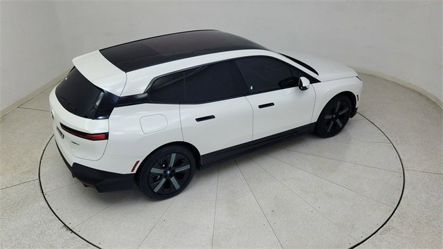 Used 2022 BMW iX xDrive50 w/ Premium Package image 81