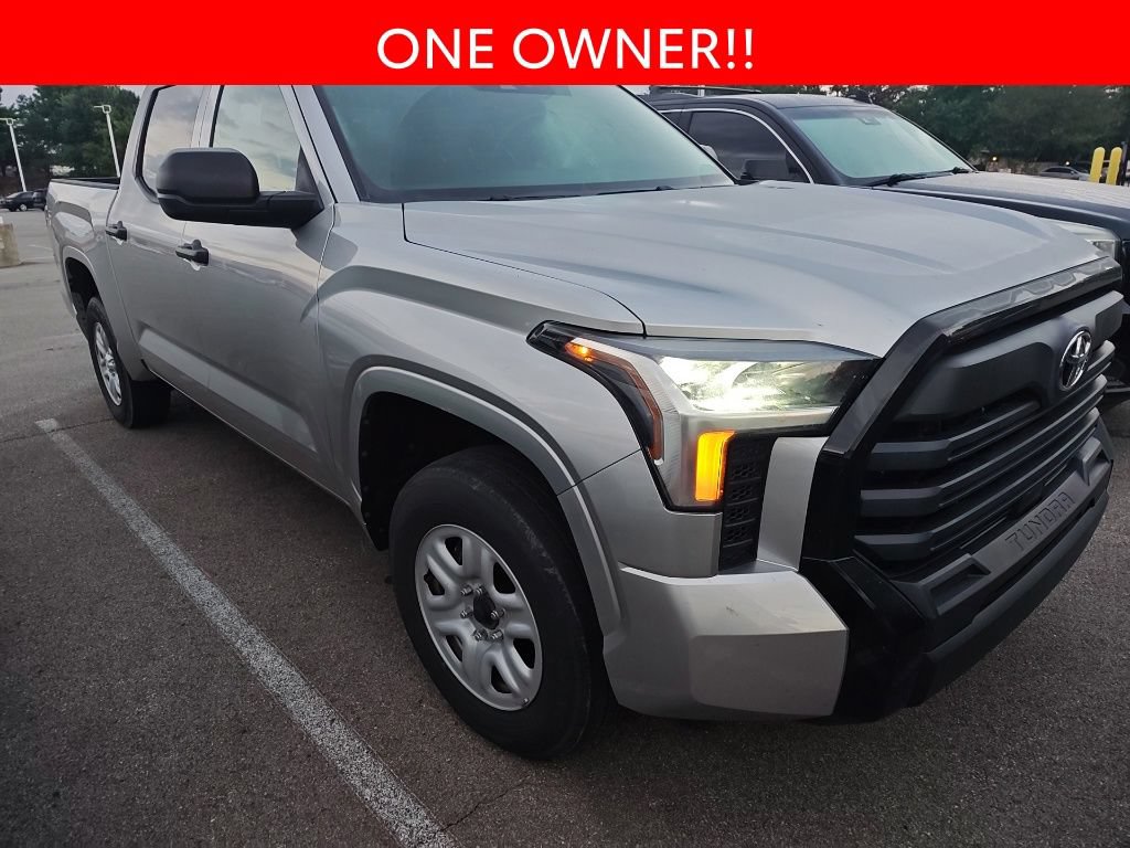 Used 2025 Toyota Tundra SR w/ SR Tow Package AWD/4WD image 3