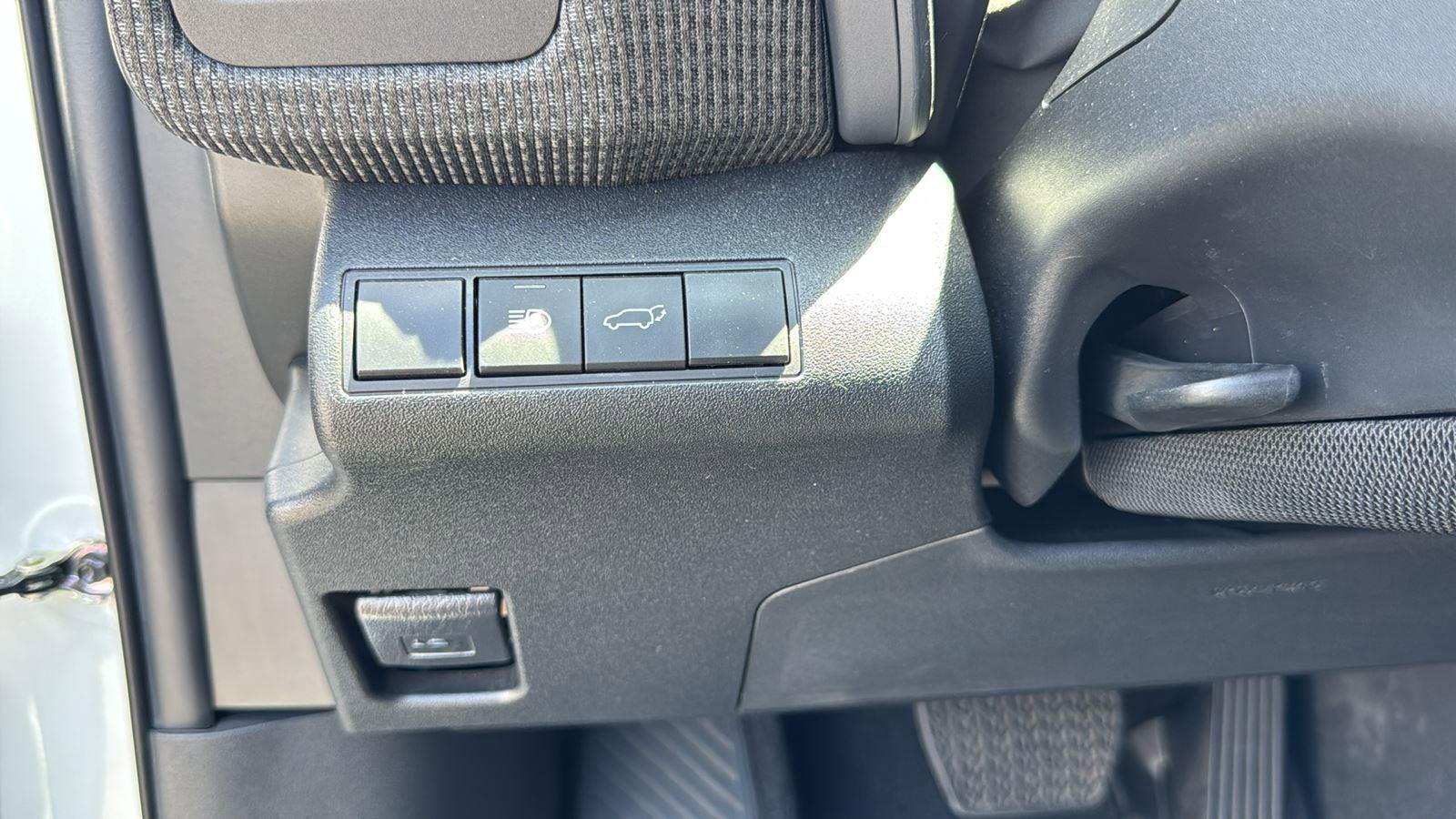 Certified 2023 Toyota bZ4X Limited image 8