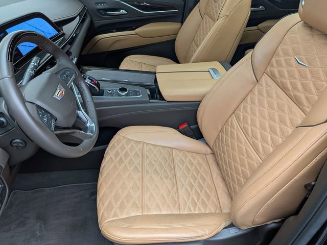 Used 2024 Cadillac Escalade Sport w/ Touring Package image 21