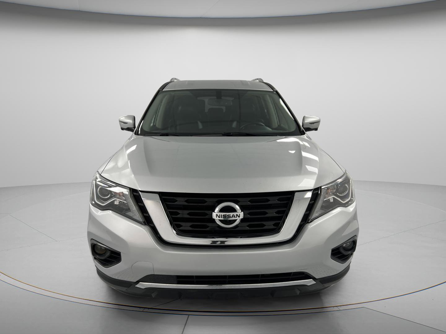 Used 2019 Nissan Pathfinder SL AWD/4WD image 4