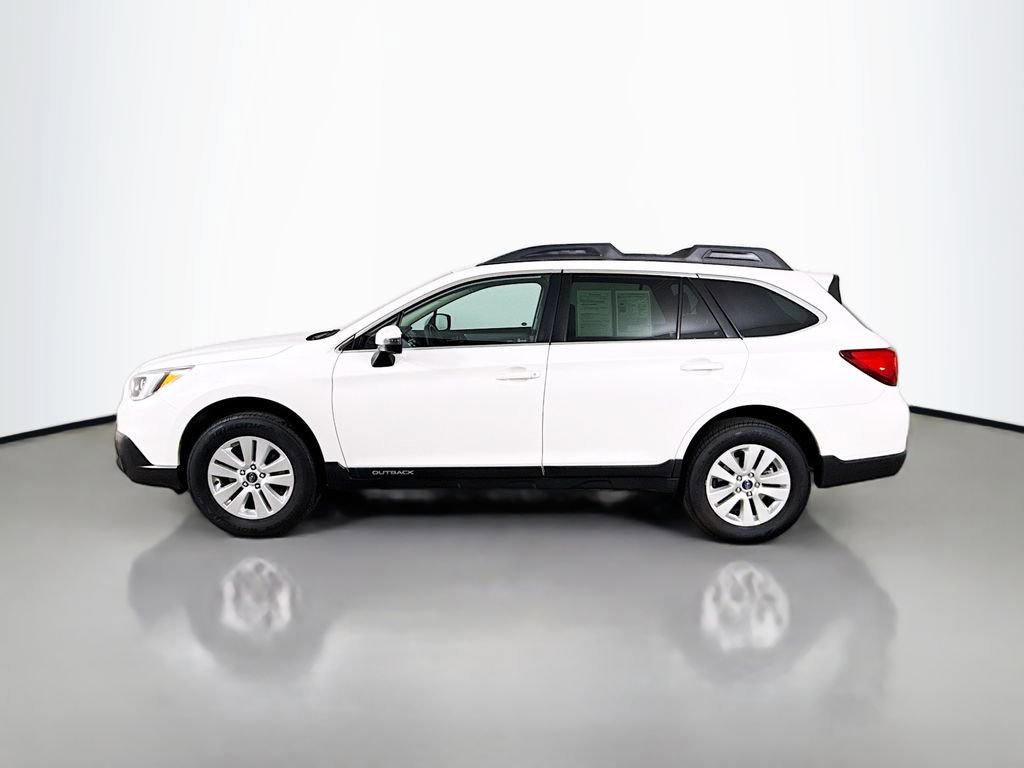 Used 2017 Subaru Outback 2.5i Premium image 4