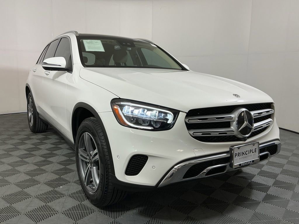 Used 2022 Mercedes-Benz GLC 300 image 4