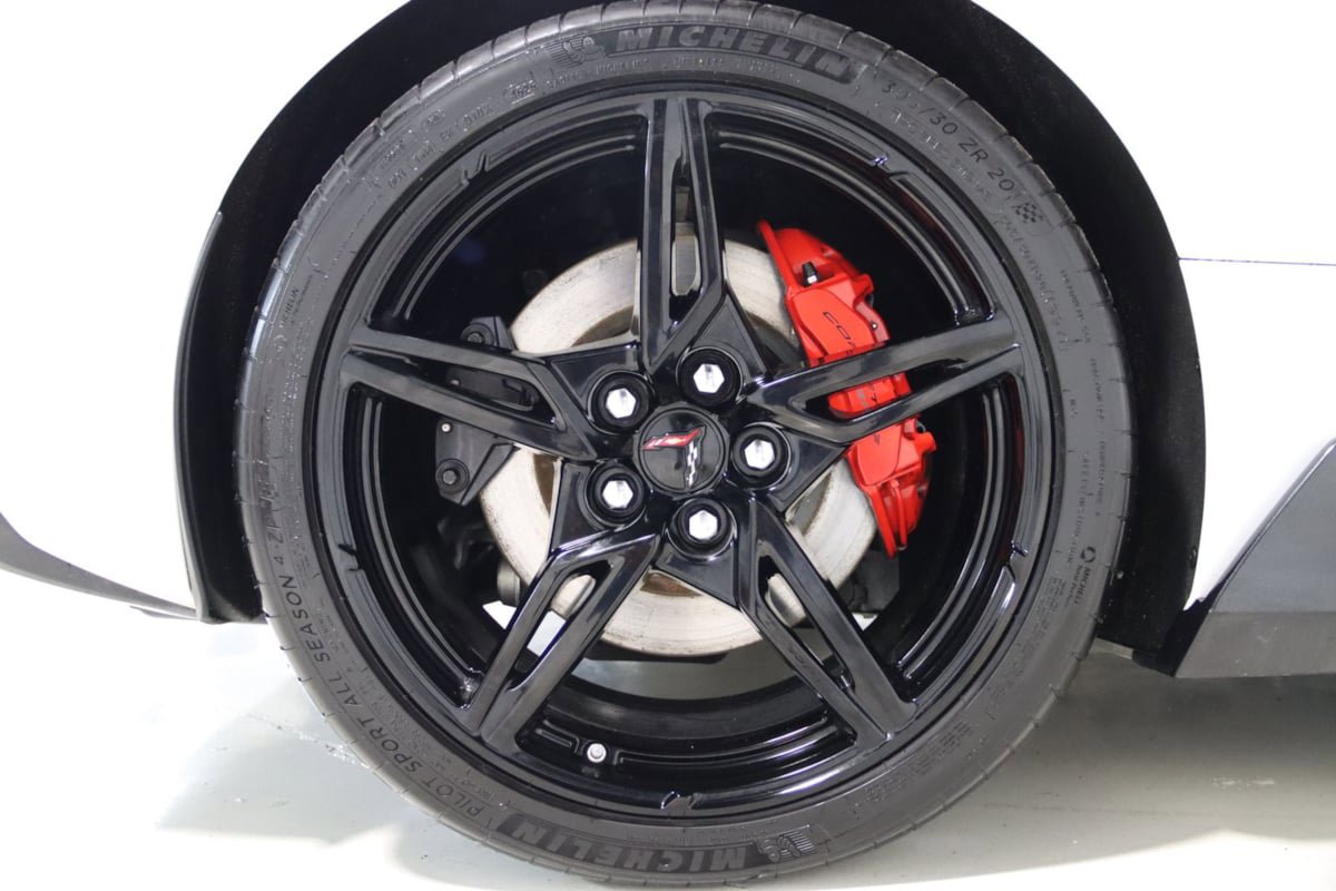 Used 2024 Chevrolet Corvette Stingray Premium Conv w/ Z51 Performance Package RWD image 81