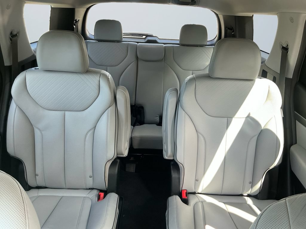 Used 2023 Hyundai Palisade SEL w/ Cargo Package AWD/4WD image 14